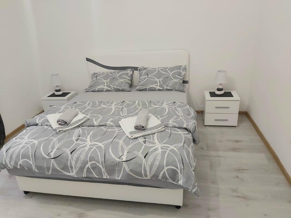 Apartment Marina 2 Kotor Luaran gambar